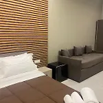 Dimora Del Plebiscito B&B